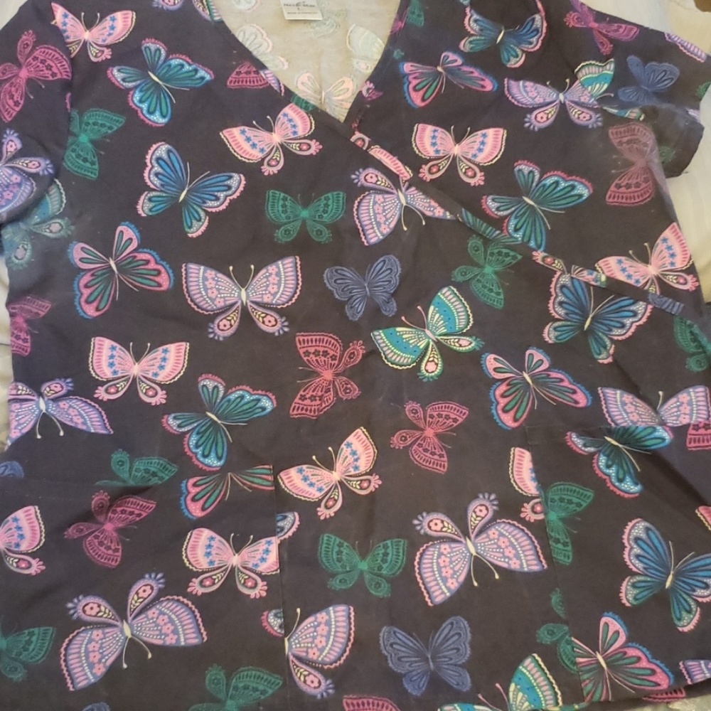 Scrub top